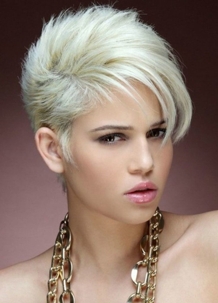 30 Edgy Short Hairstyles for Women To Be The Trendsetter