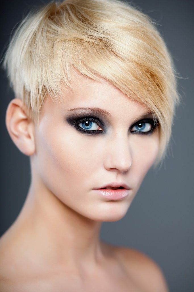 Edgy Short Hairstyles For Women To Be The Trendsetter