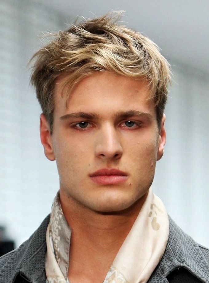 23 Sexy Summer Hairstyles Blonde Guys Should Groom