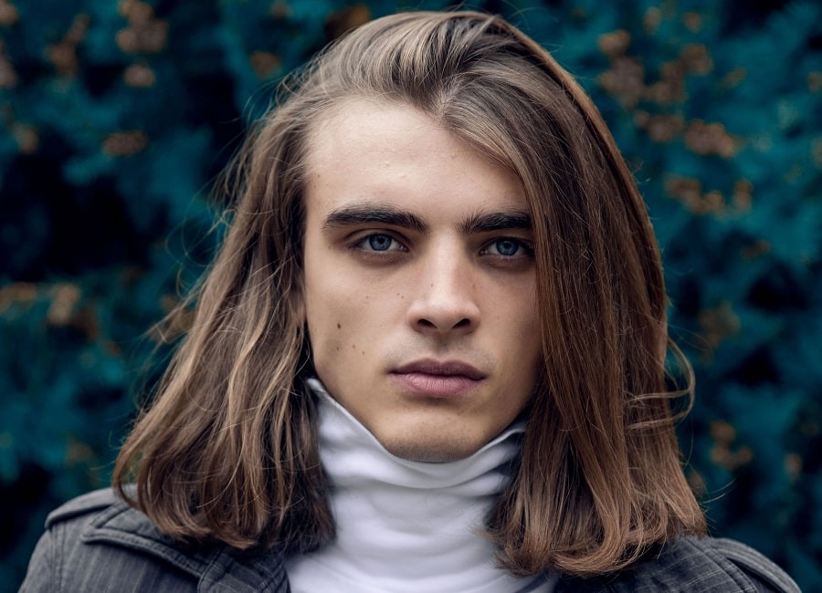 thick long blonde hairstyle for men