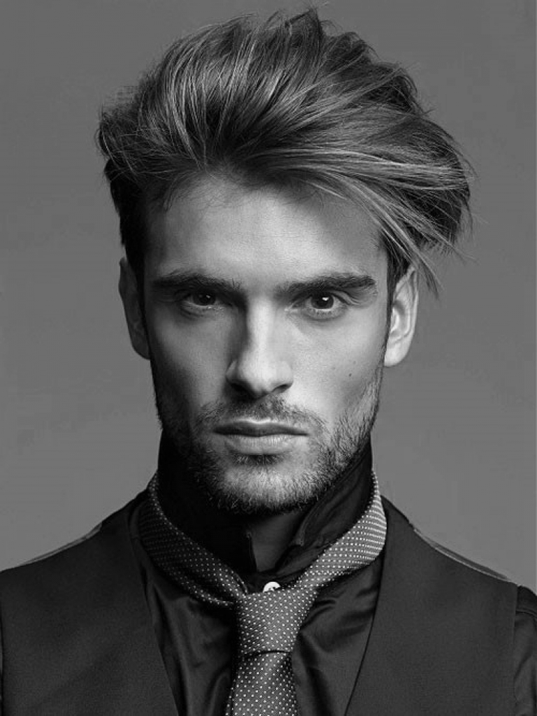 Hairstyles For Men with Straight Hair