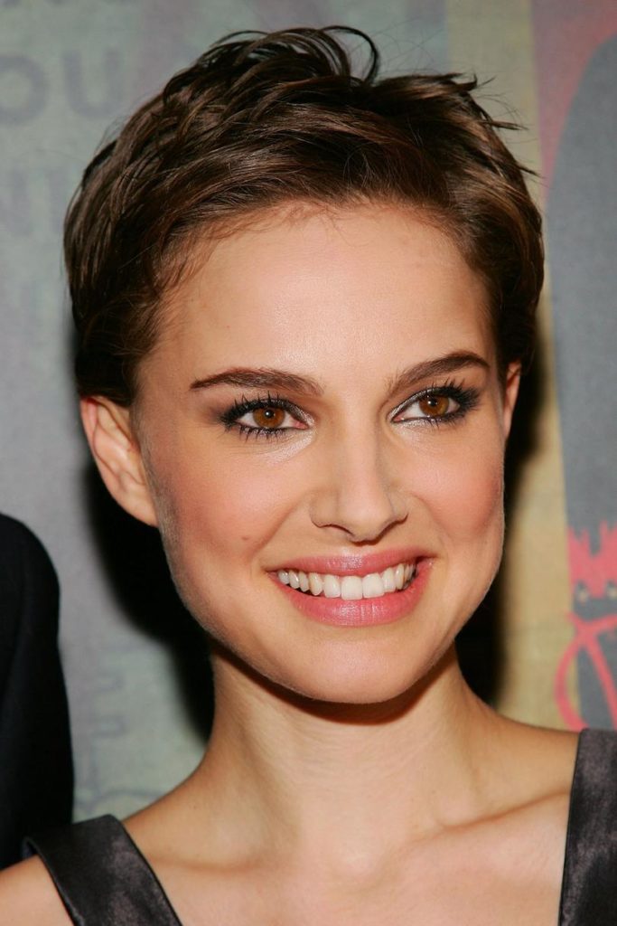 9 of the Most Flattering Haircuts for Oval Faces