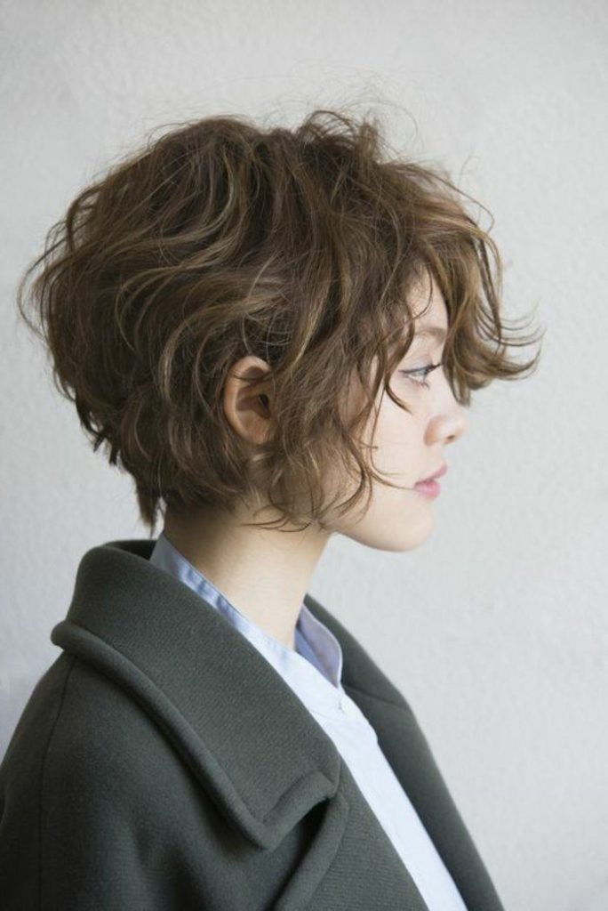 Pin by Astrid Wolthoff on Hair and beauty  Messy short hair Short hair  haircuts Short choppy hair