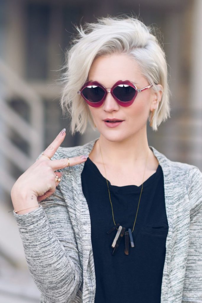 edgy short hairstyles for curly hair