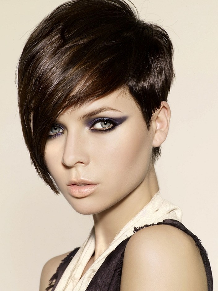 Razor Cut Short Hairstyles