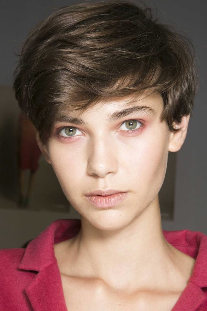 40 Feathered Short Hairstyles For Women Hairdo Hairstyle