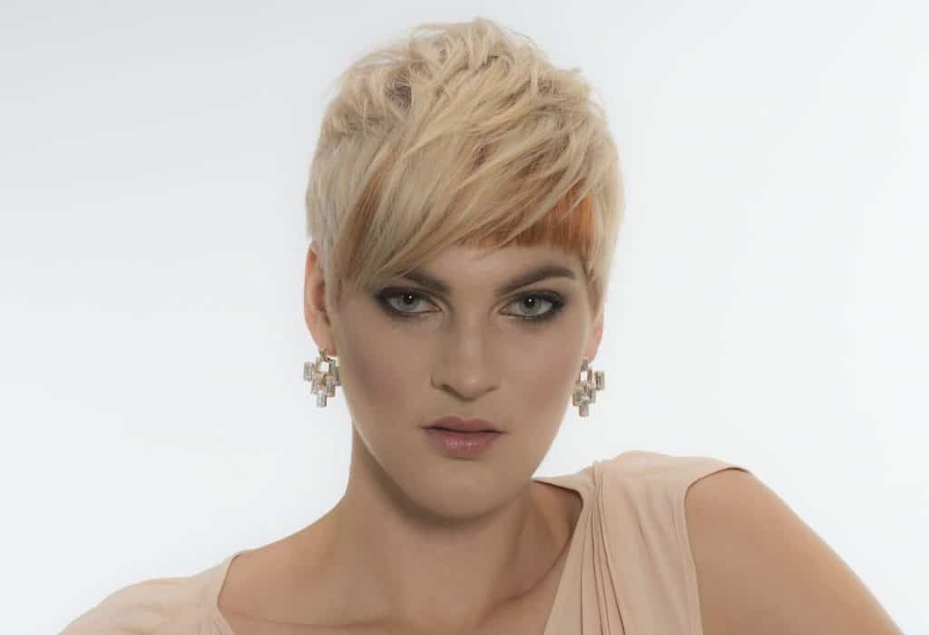 30 Edgy Short Hairstyles For Women To Be The Trendsetter