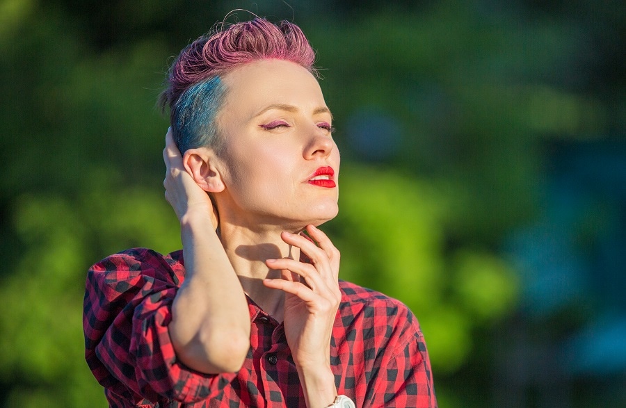 undercut with short colored hair