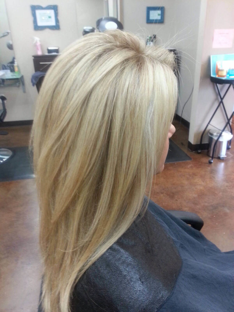 Blonde Medium Hairstyles