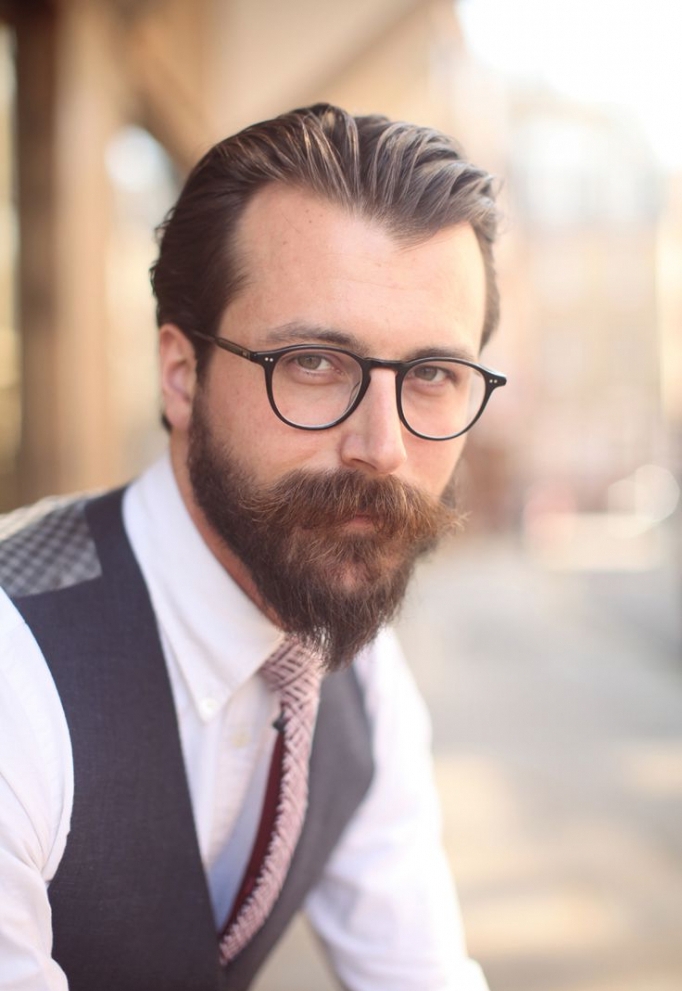 Mens Hairstyles With Glasses