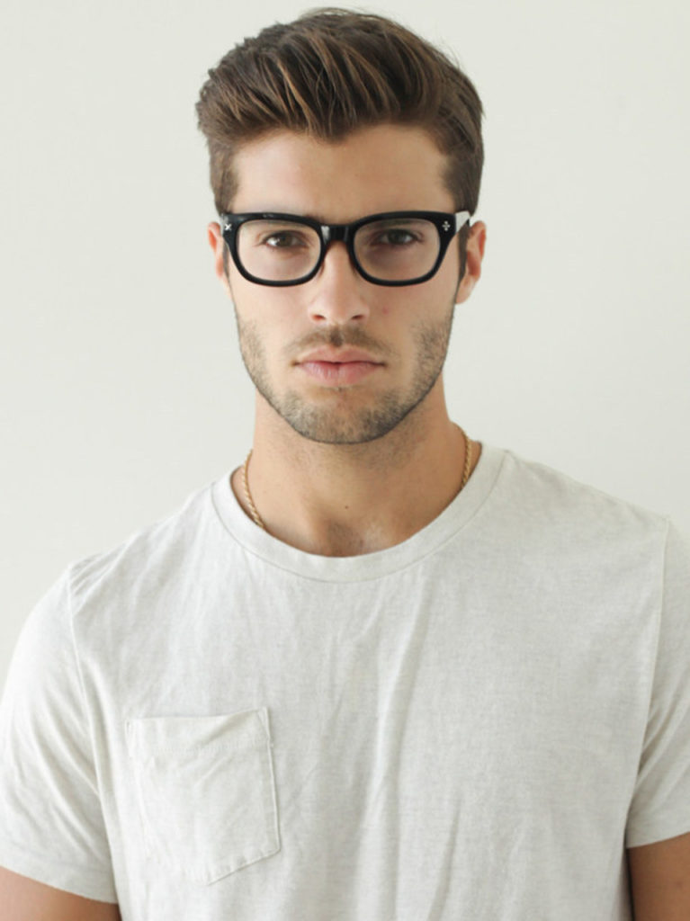 14 Cool Hairstyles for Men With Glasses Top Examples