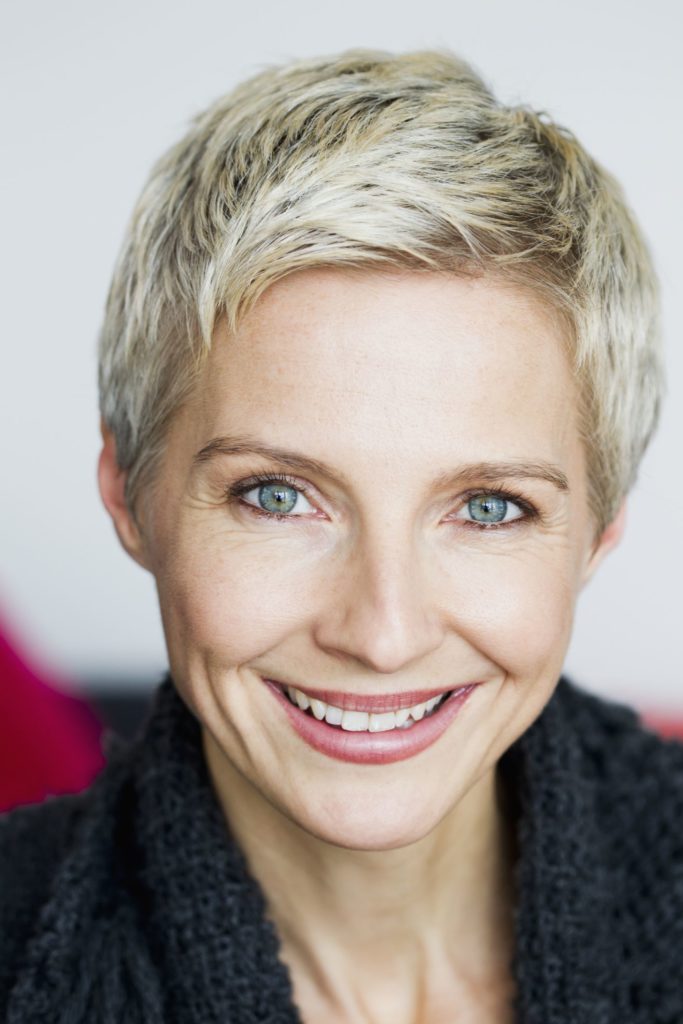 Short Hairstyles for Older Women