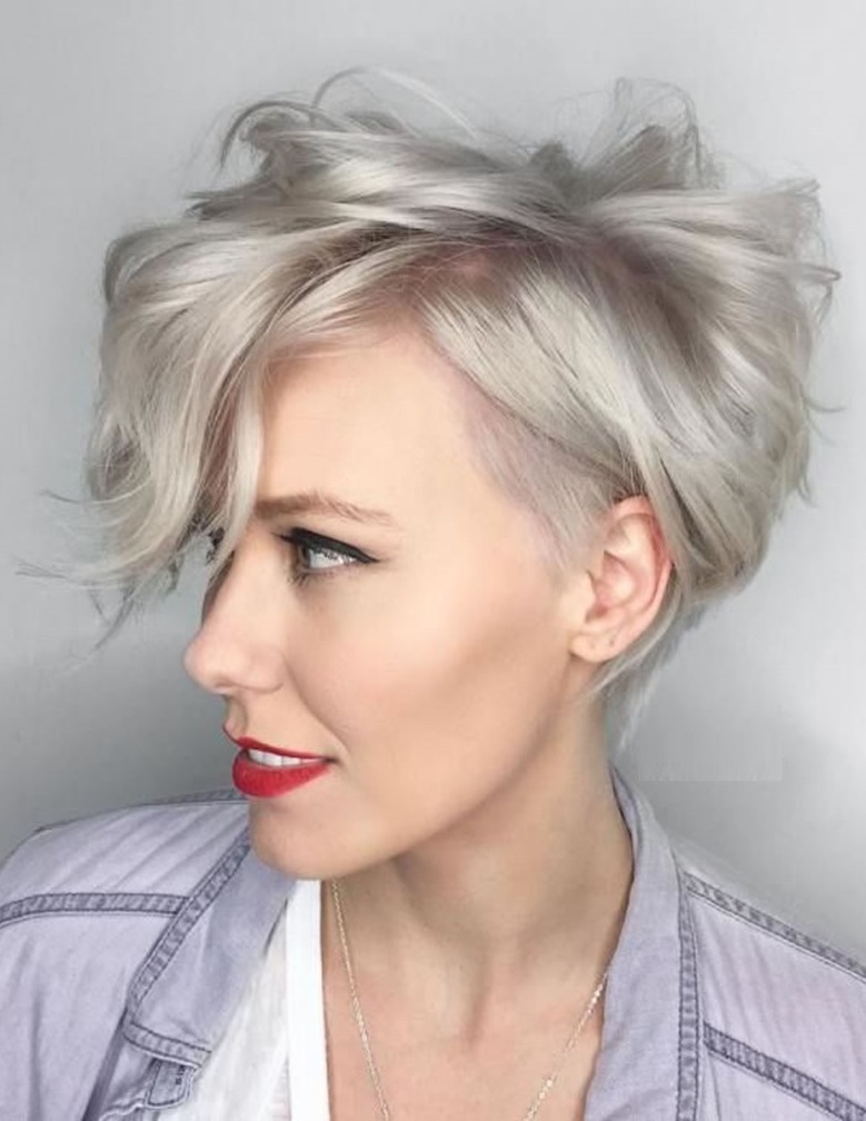 If you love Pixie 360 Say I  mrsoliviadevries  Pixie haircut for  thick hair Haircut for thick hair Thick hair styles