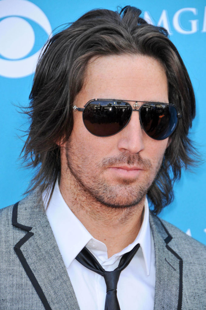 21 Most Popular Mens Hairstyles With Glasses for 2021 21 Most Popular Mens Hairstyles With Glasses for 2021