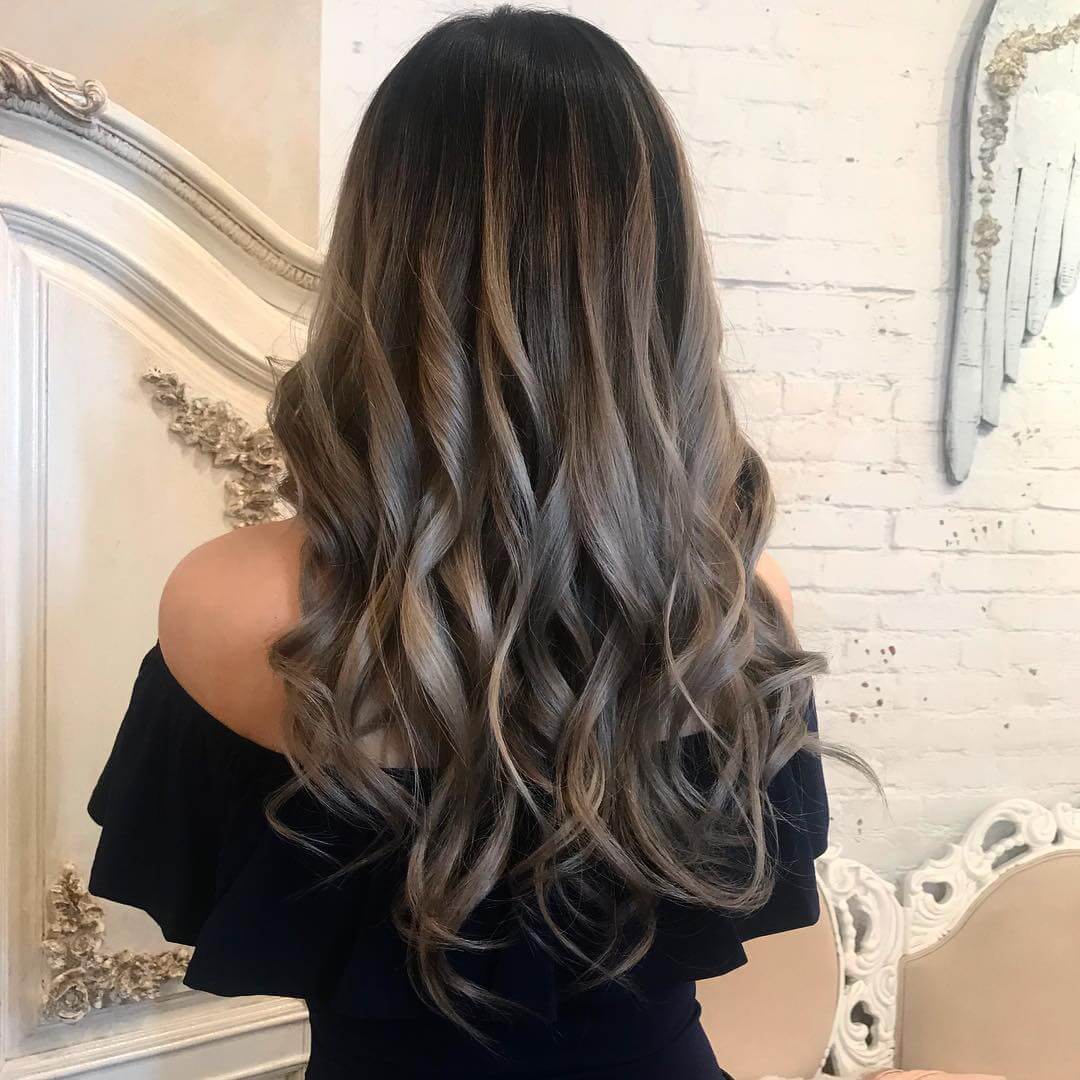 Loose Curls Long Hairstyle