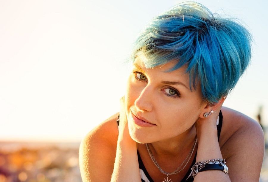 tapered short blue hair