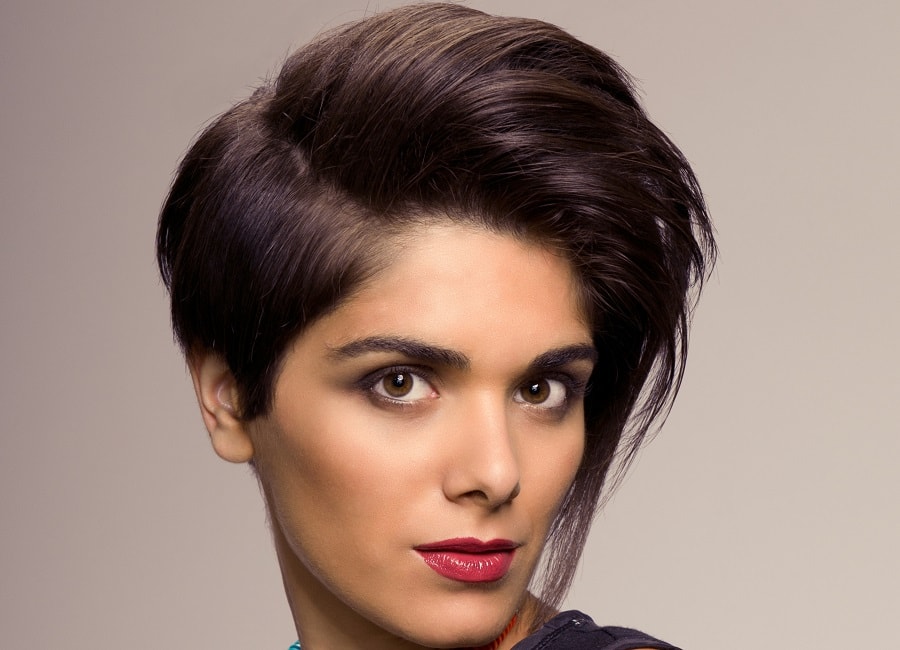 tapered short haircut for women