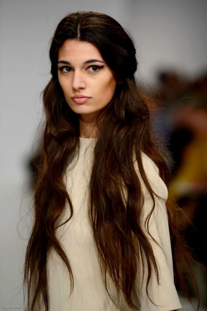 10 Best Elegant Hairstyles For Long Hair To Try In 2023