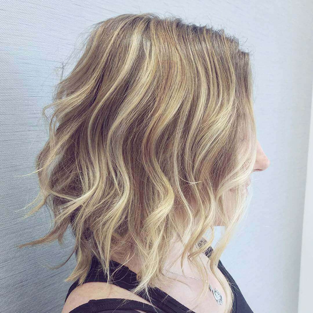 Wavy Medium Hairstyles