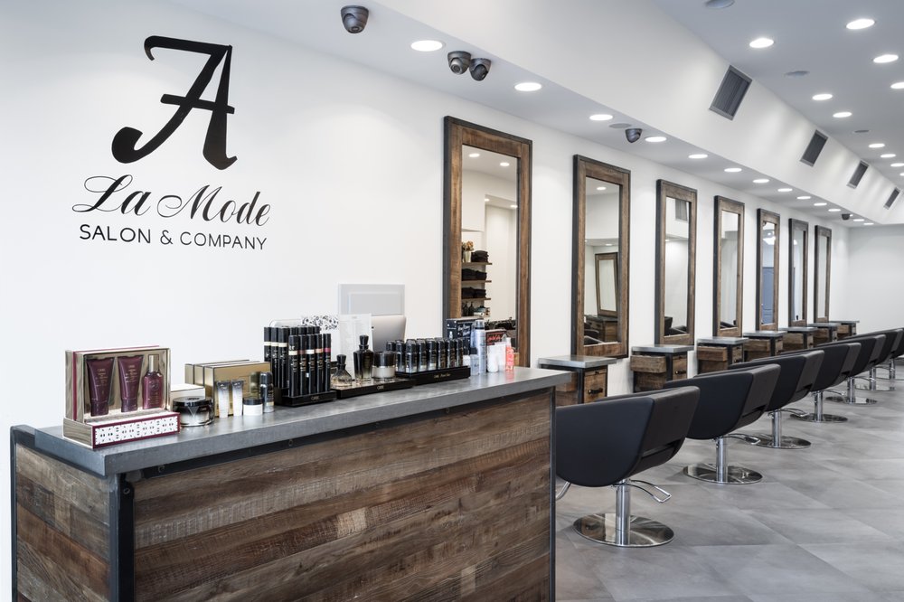 A’La Mode Salon & Company
