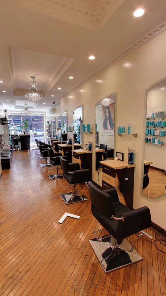 Davida Salon