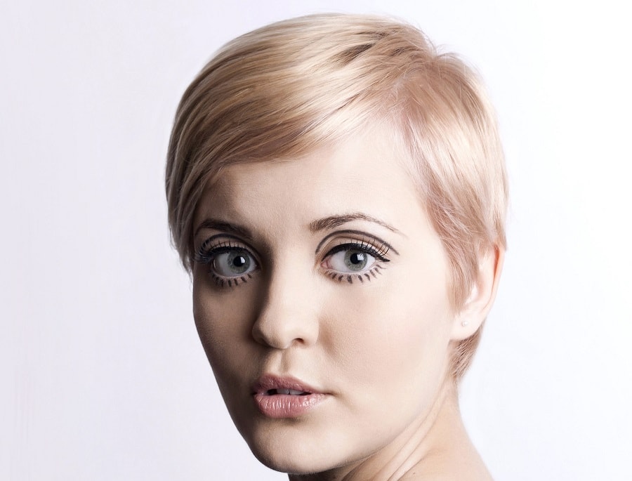 short strawberry blonde hair with side part