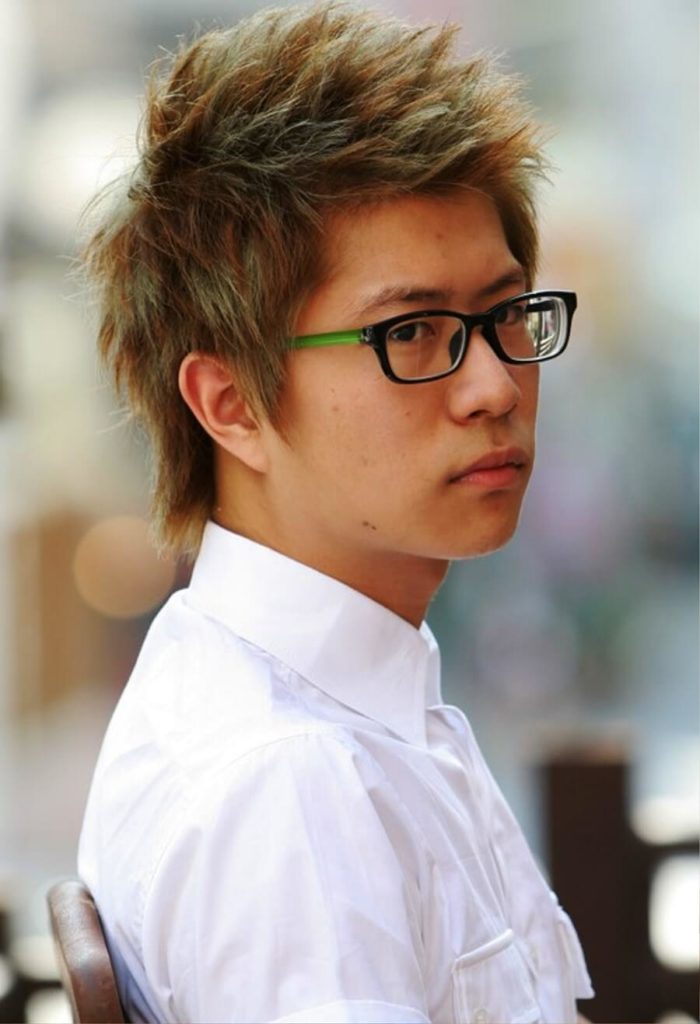 25 Super Cool Korean Hairstyles for Men 2023  HairstyleCamp