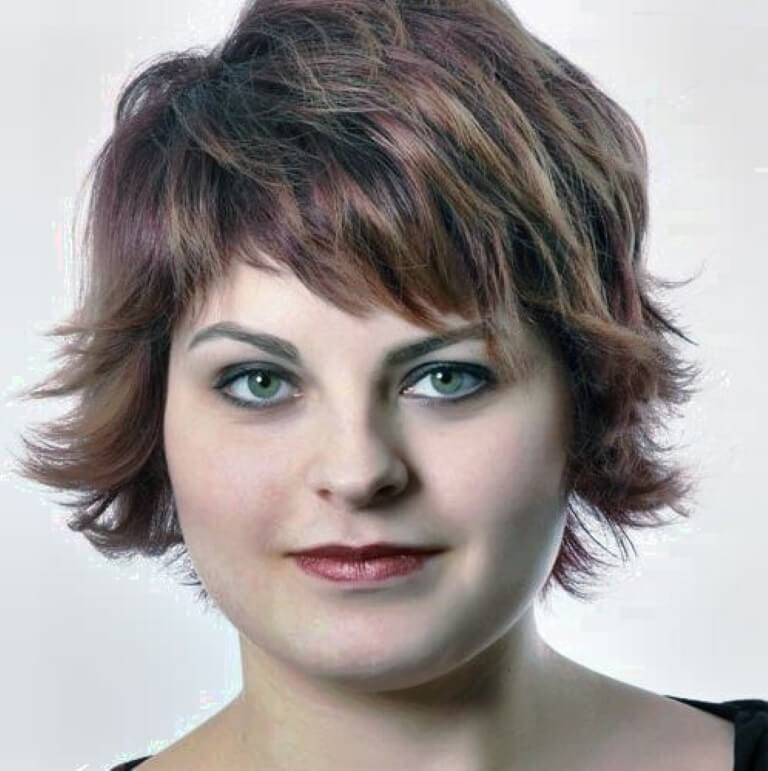 Short Haircuts For Overweight Women