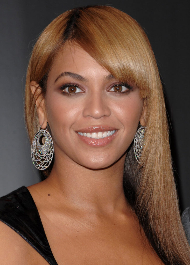 Wallpaper look, background, blue, hair, makeup, dress, Beyonce Knowles,  bracelet, singer, drives images for desktop, section музыка - download