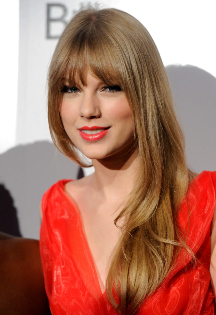 Taylor Swift Hairstyles - Different Looks Sported By Swift
