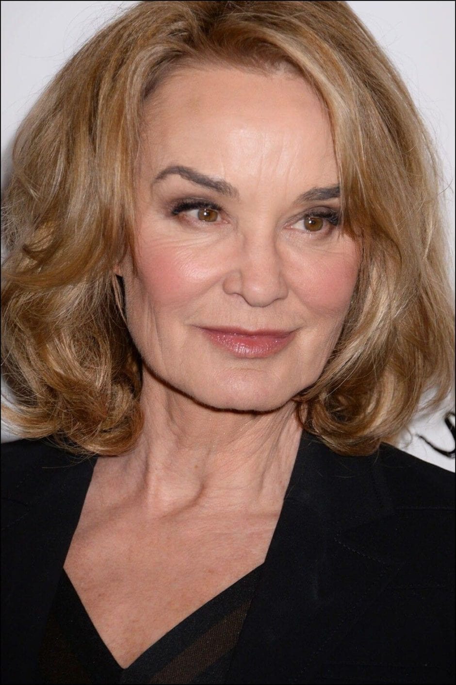 Top 60 Bob Hairstyles for Women Over 50