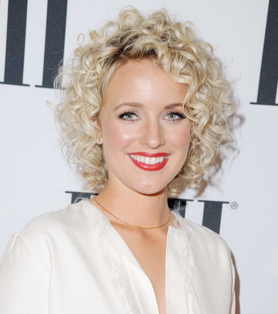 61 Awesome Curly Hairstyles for Women Over 50