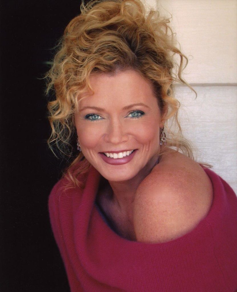 Curly Hairstyles for Women Over 50