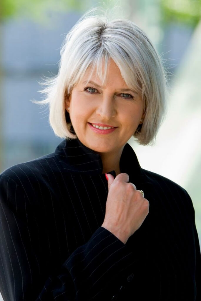 50 Beautiful Gray Hairstyles for Women Over 50