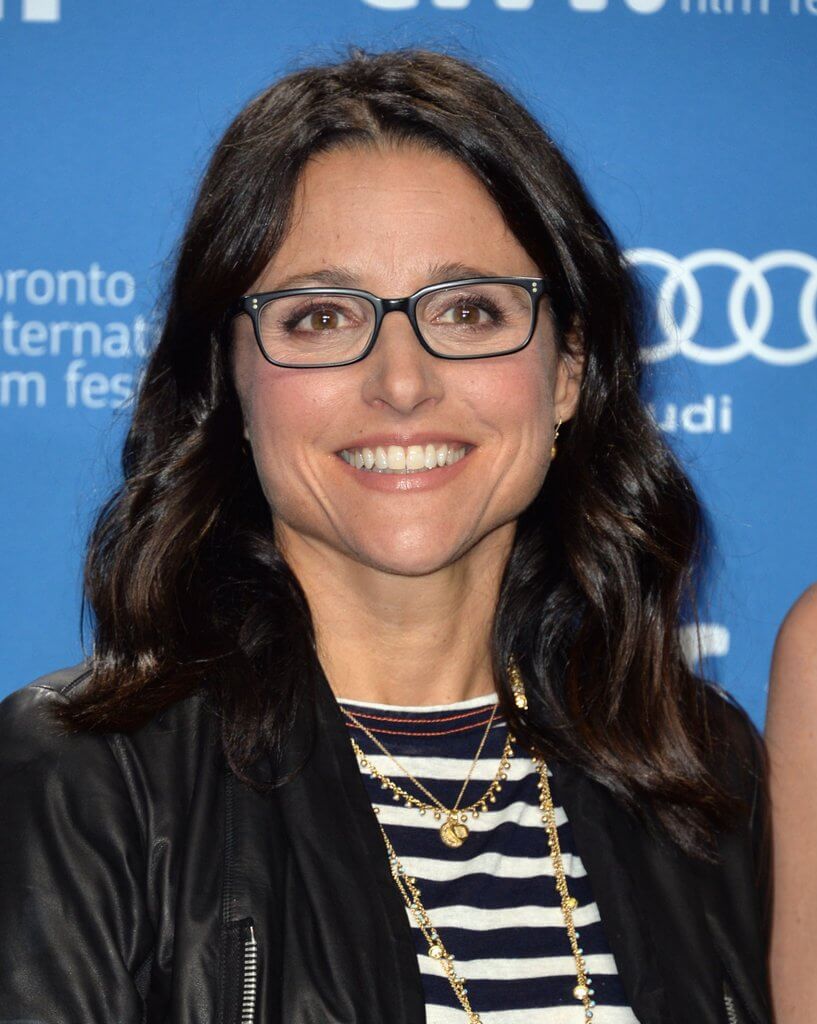 70 Hairstyles for Women Over 50 with Glasses