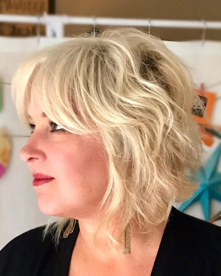 60 Super Cool Shaggy Hairstyles for Women Over 50