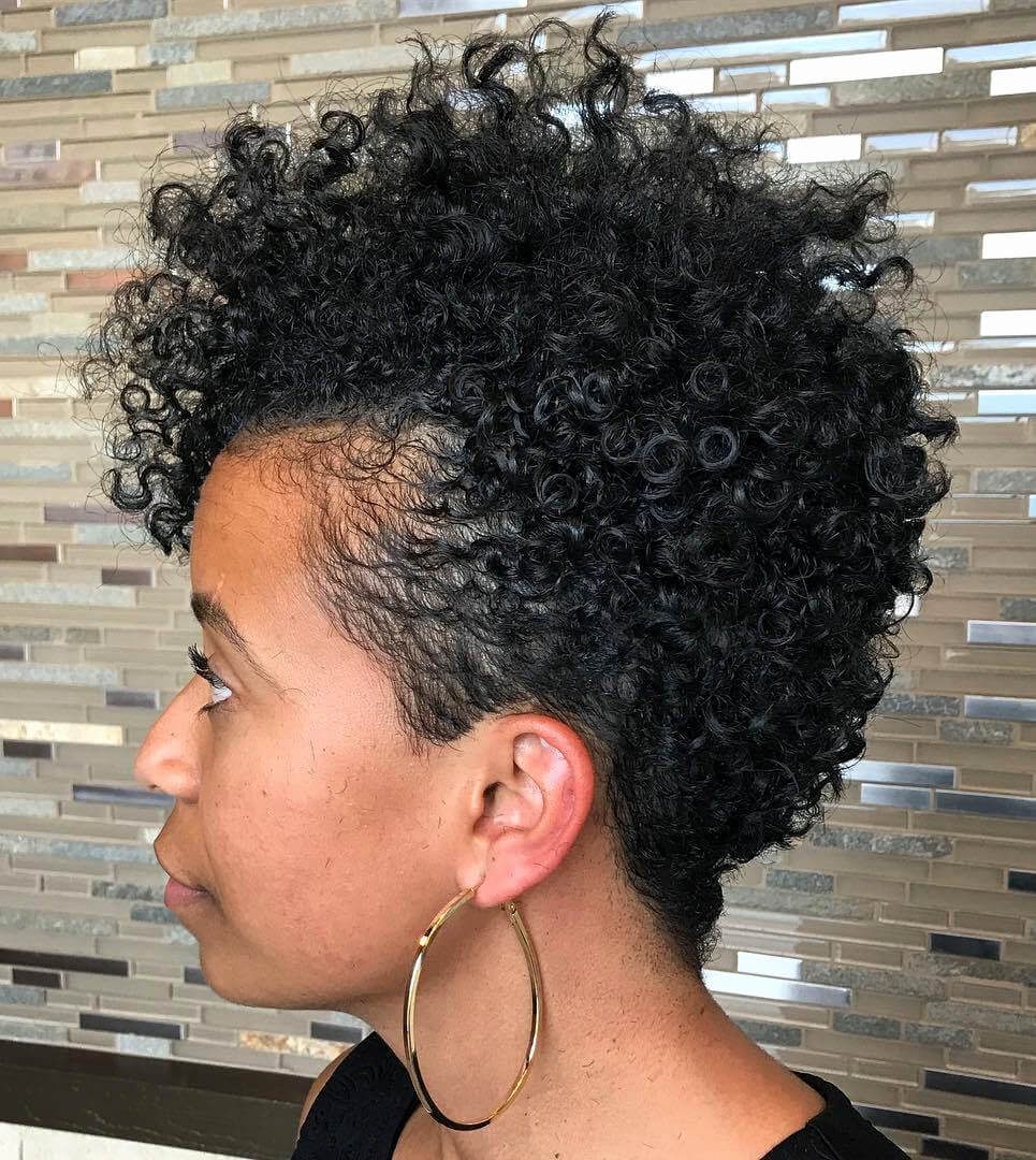 21 African American Curly Hairstyles for Women 21 African American Curly Hairstyles for Women