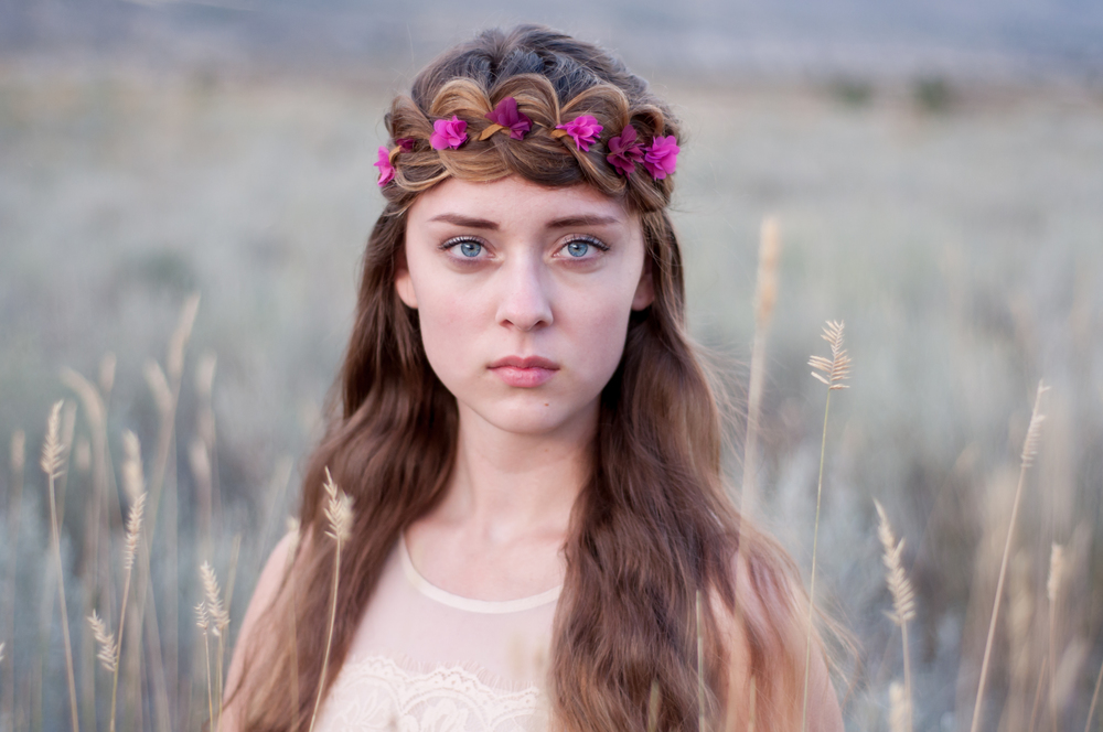 How to Do Braided Flower Crown Hairstyle