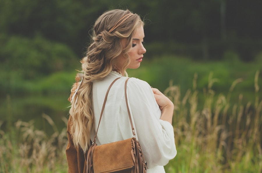 boho hairstyle with long blonde hair