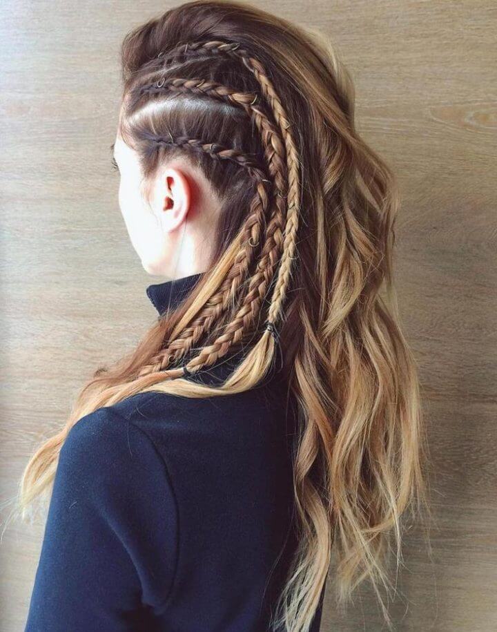 20 Grunge  Hairstyles  to Take a Glimpse of Classical Era 