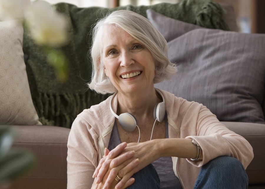 blonde bob with side part for older woman