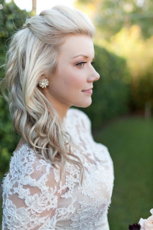 25 Best Half Up Half Down Wedding Hairstyles Hairdo Hairstyle