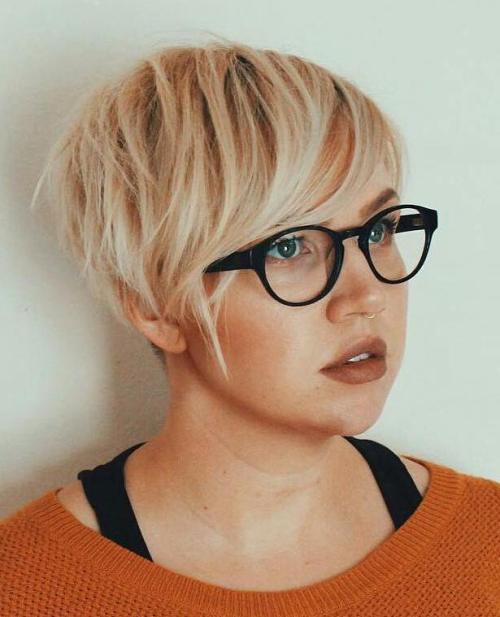 Pixie Cut for Round Faces