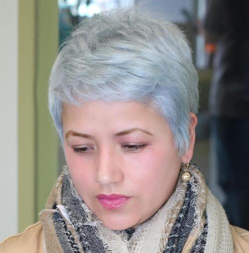 Pixie Cut for Round Faces