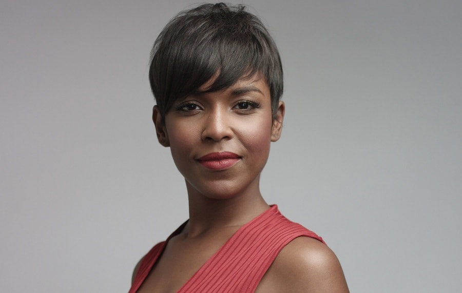 pixie cut hairstyle for black women