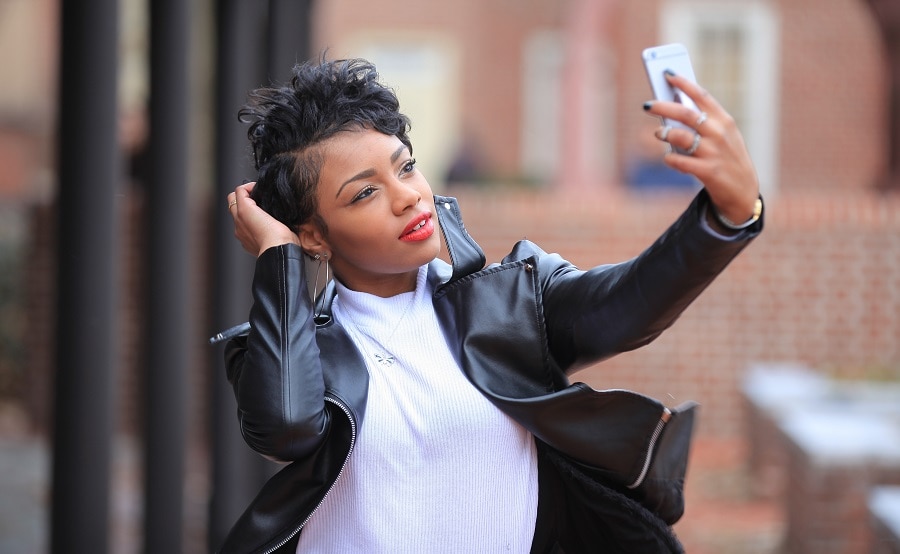 wavy pixie cut for black women