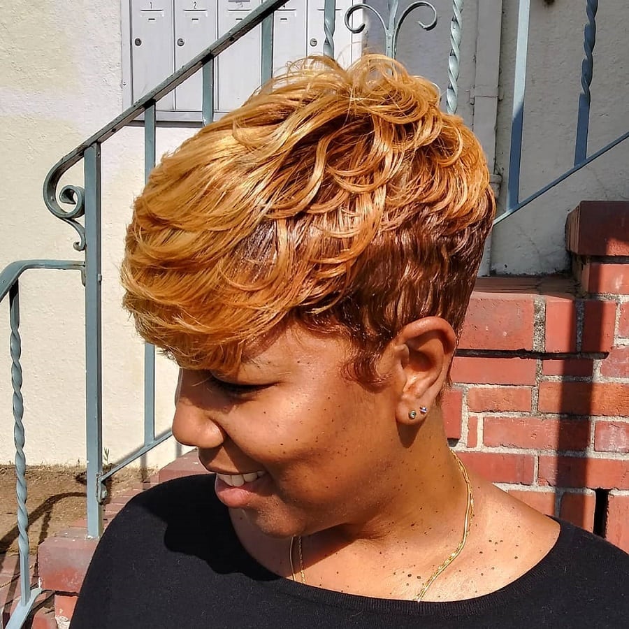 pixie cut styles with highlights