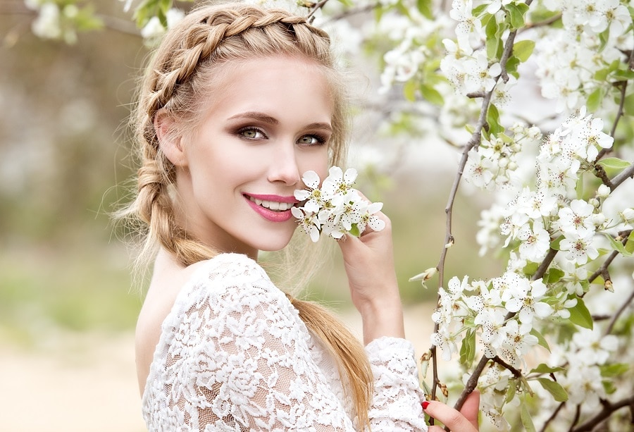 wedding blonde hairstyle with braid