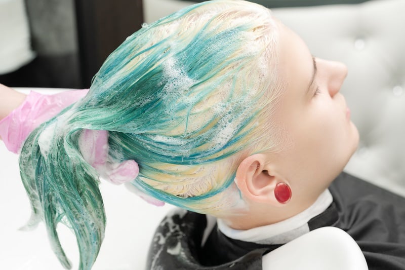 using color treated hair shampoo
