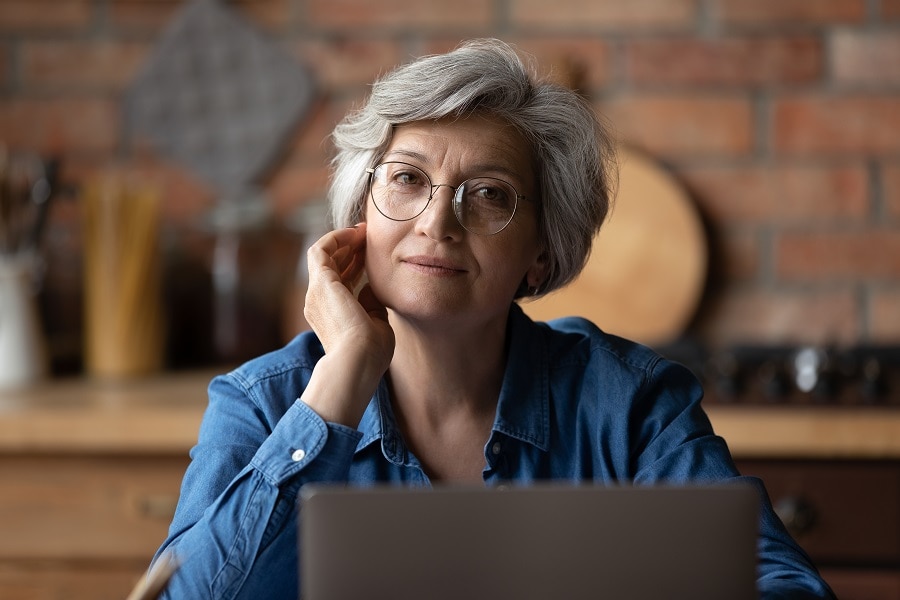 short thick layered hair for older woman